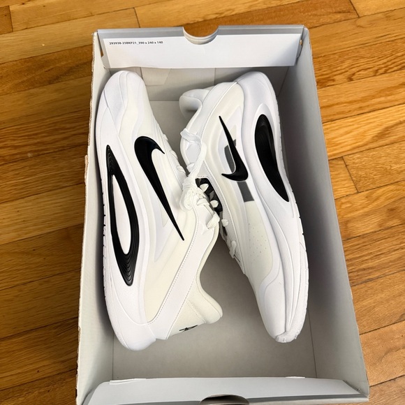 Nike A'One Women's Size 15/Men’s Size 13.5 White/Black-White HQ8500 100 - Picture 6 of 6